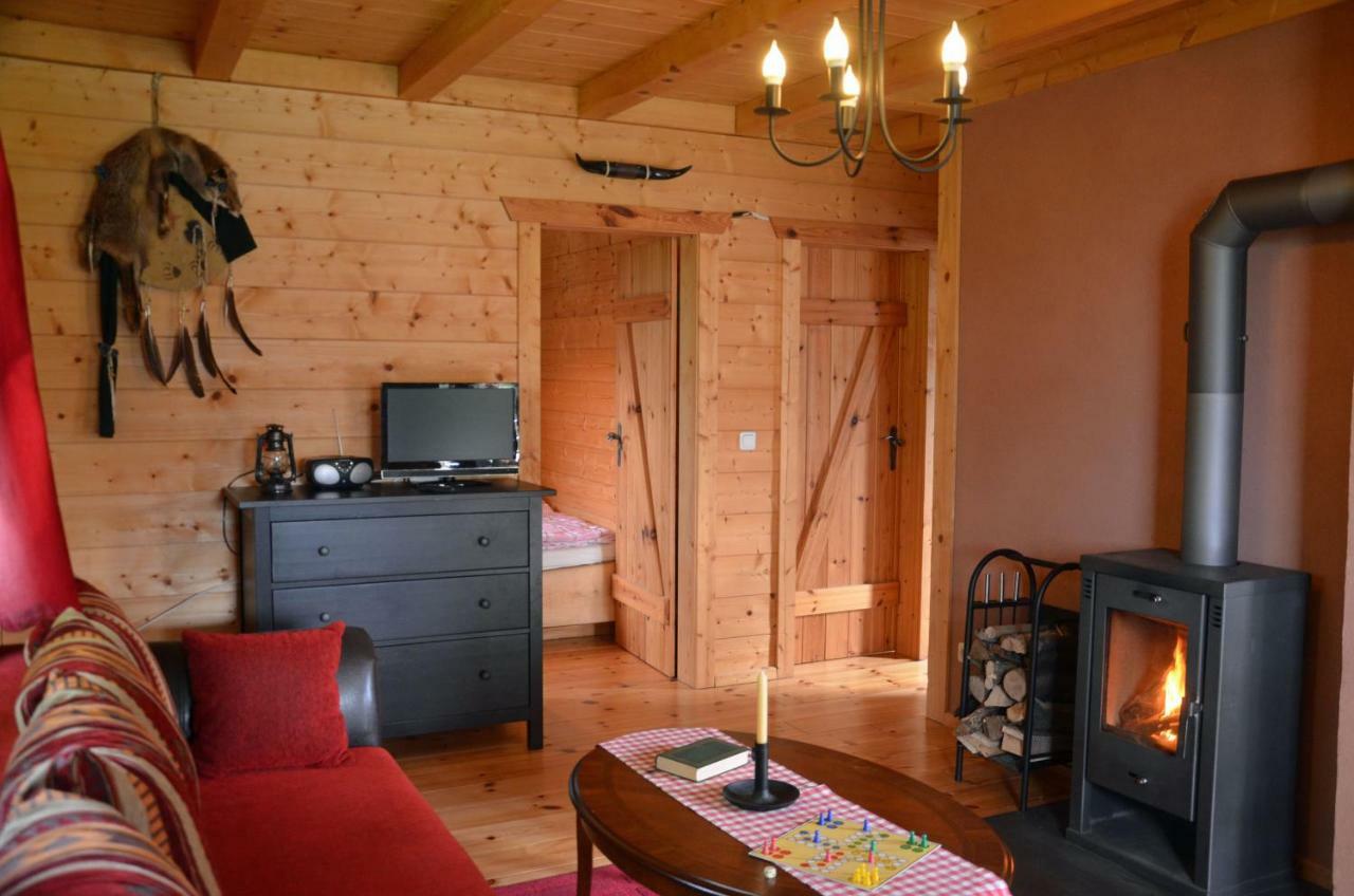Horse Lake Ranch Neuendorf  Extérieur photo